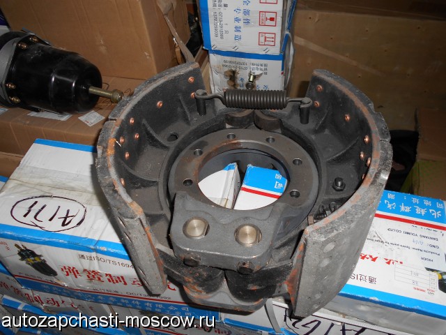 Продам Колодка тормозная в сборе с накладками