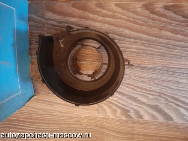 Продам Продам КОЖУХ КОРПУС ВЕНТИЛЯТОРА ОТОПИТЕЛЯ 21083 левая часть б/у